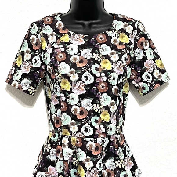 H&M Woman Black Blue Floral Peplum Midi Dress Size 4 - Picture 2 of 15